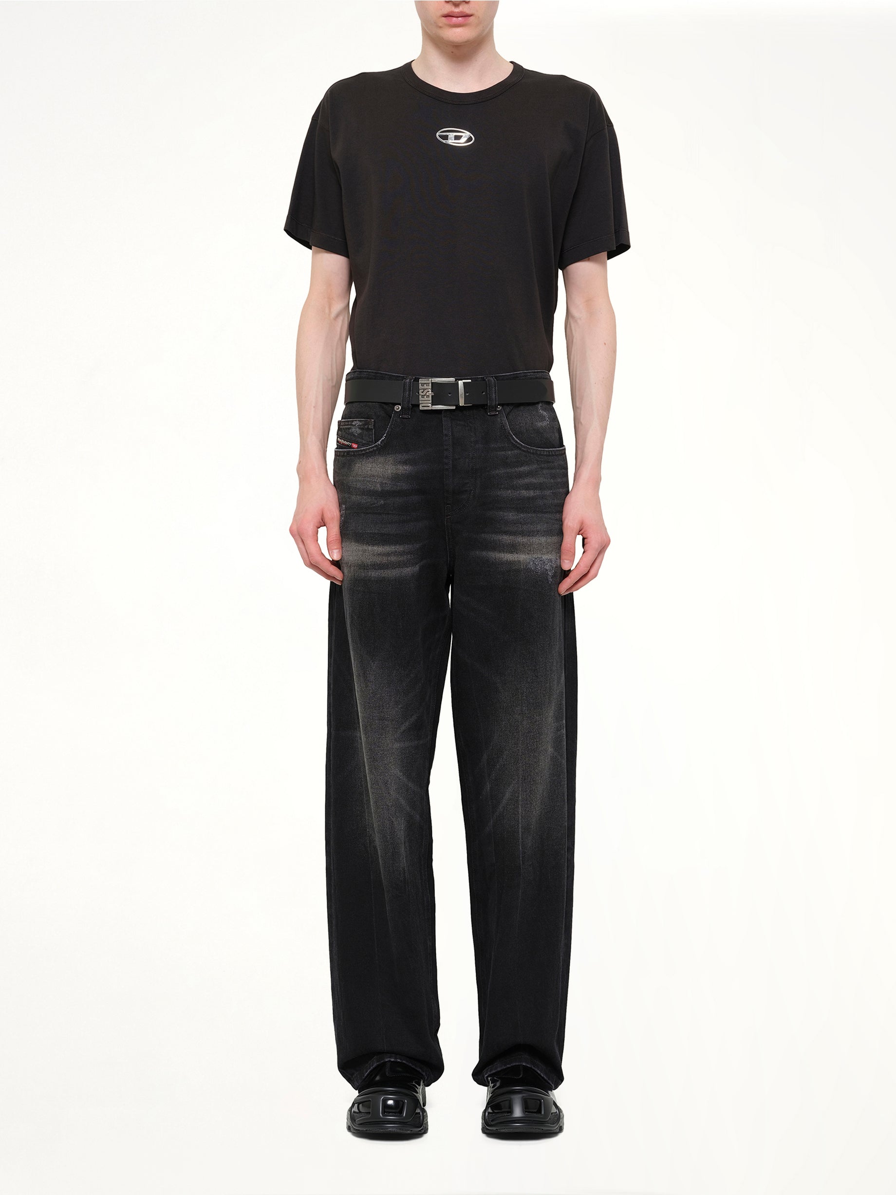 DIESEL 2001 D-MACRO Relaxed Jeans in Washed Black Model View from MARAIS