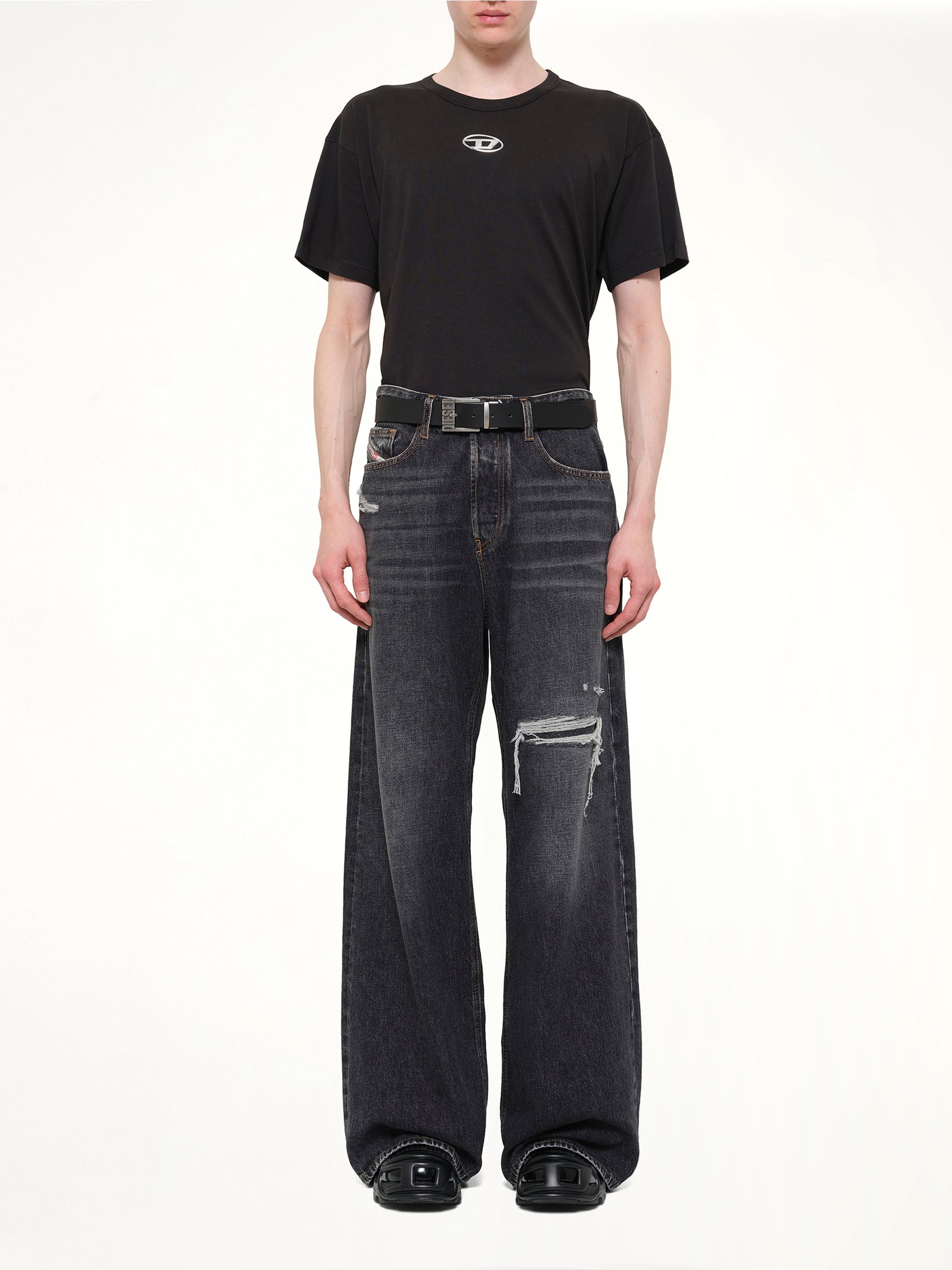 DIESEL , D-RISE Distressed Jeans in Grey Model View from MARAIS