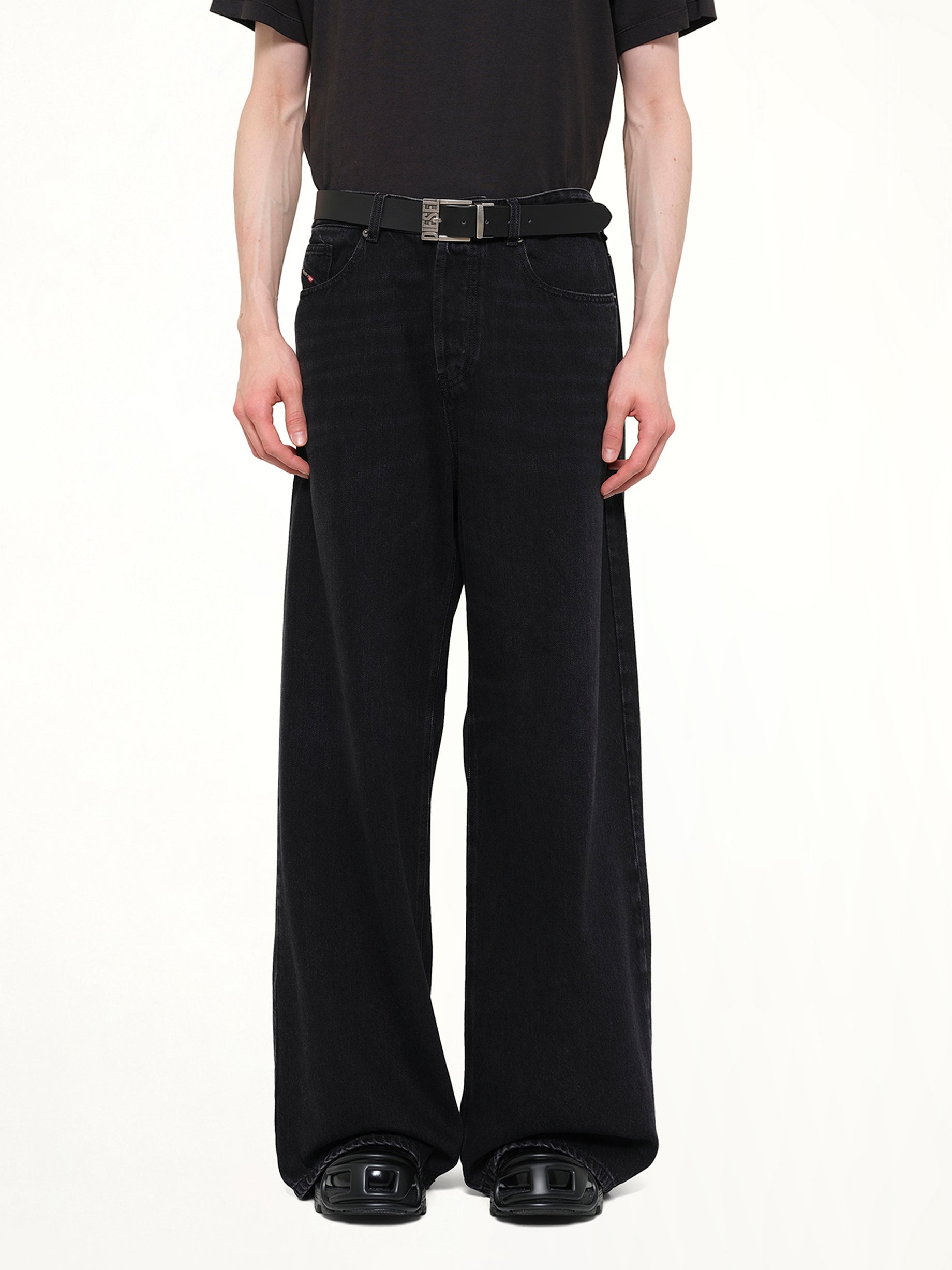 D-RISE Jeans in Black