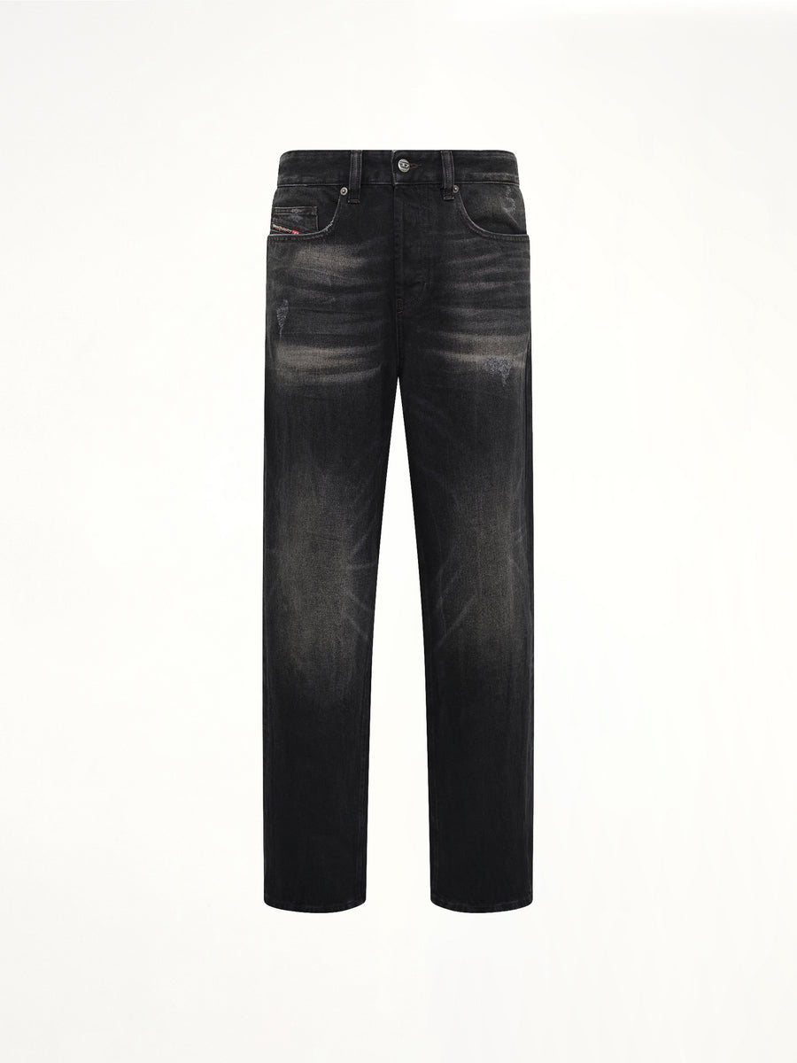 2001 D-MACRO Relaxed Jeans in Washed Black