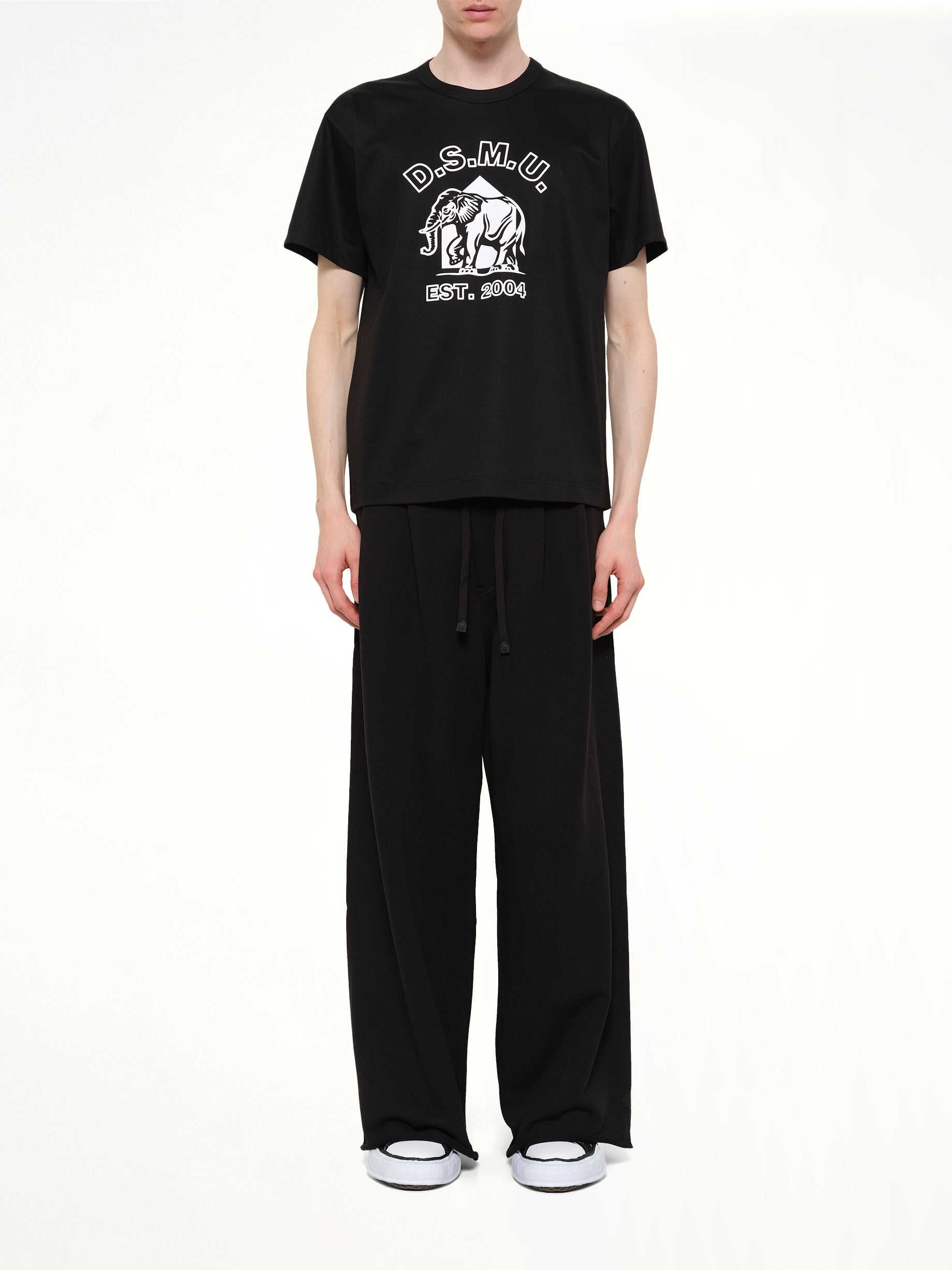 DOVER STREET MARKET D.S.M.U' T-Shirt in Black Model View from MARAIS