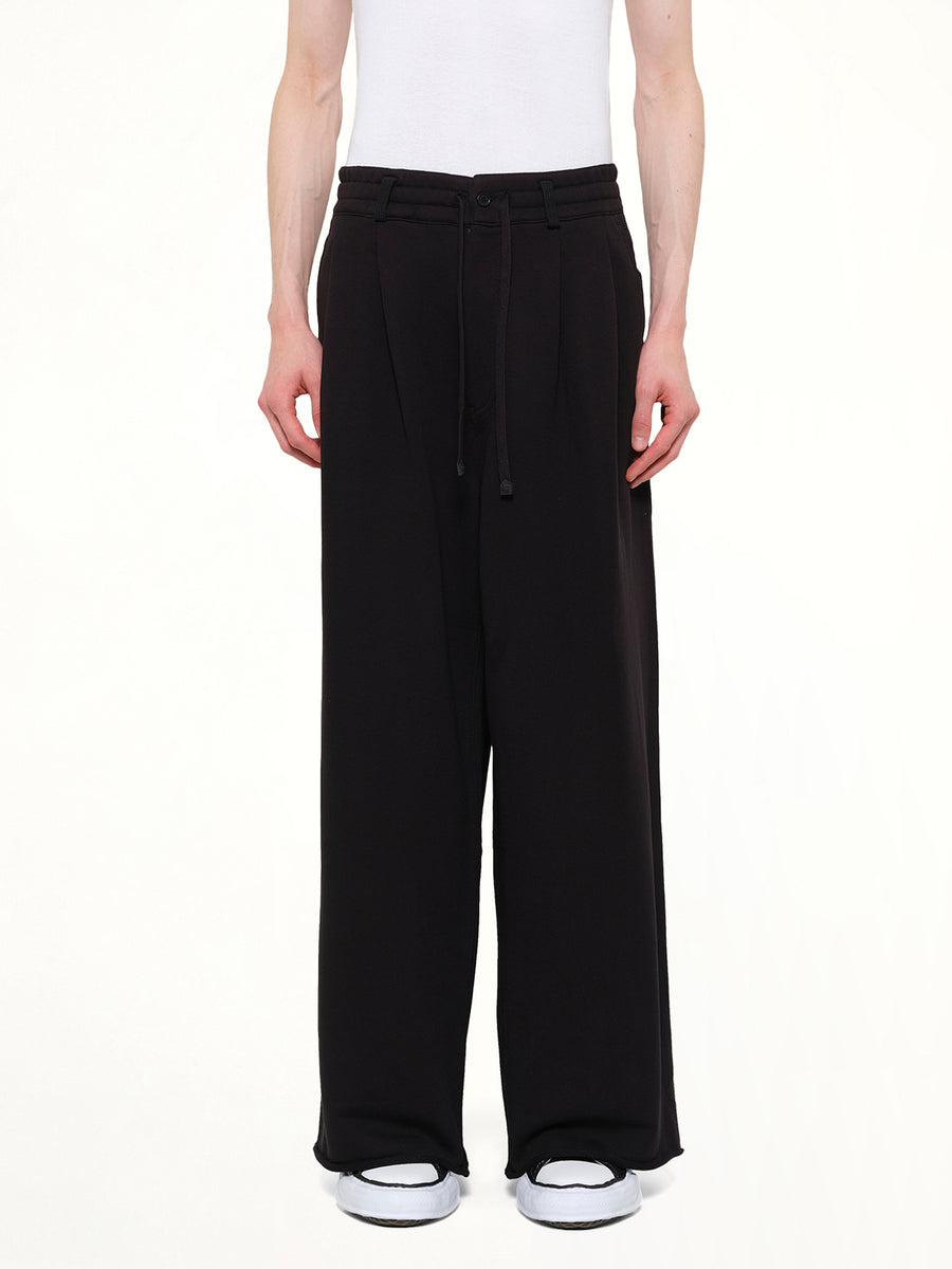 Pile Knit Pleated Pants in Black