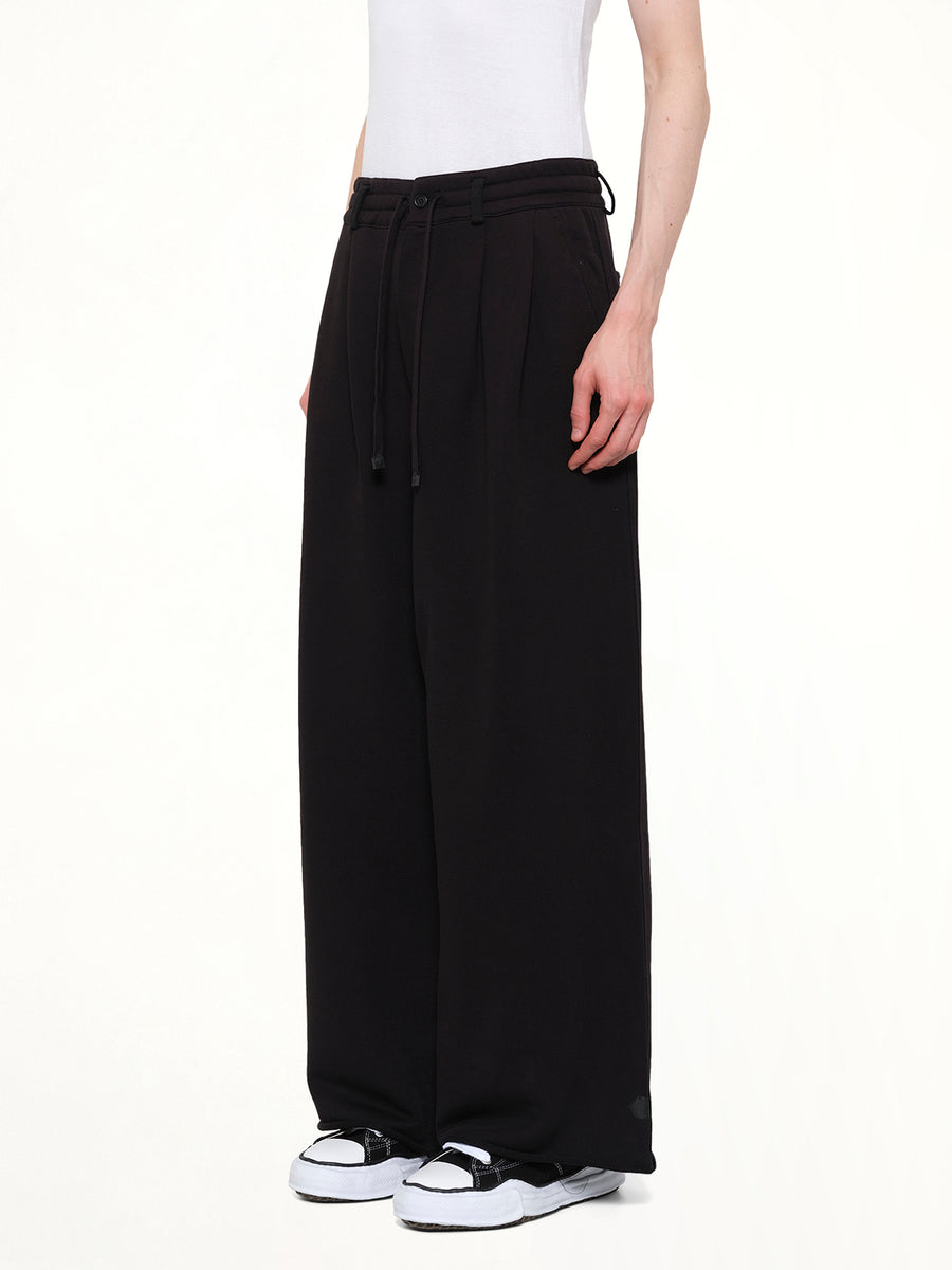 Pile Knit Pleated Pants in Black