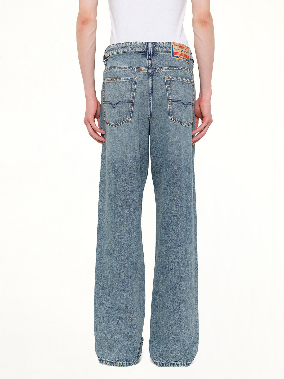 2001 D-MACRO Relaxed Jeans in Blue