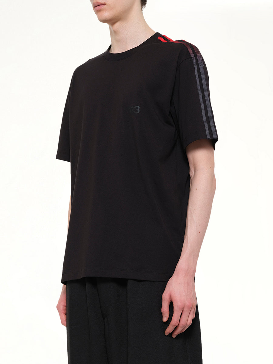 Gradient 3 Stripe T-Shirt in Black/Red