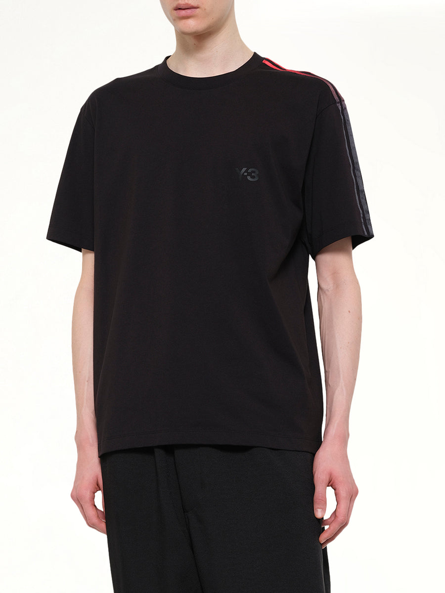 Gradient 3 Stripe T-Shirt in Black/Red