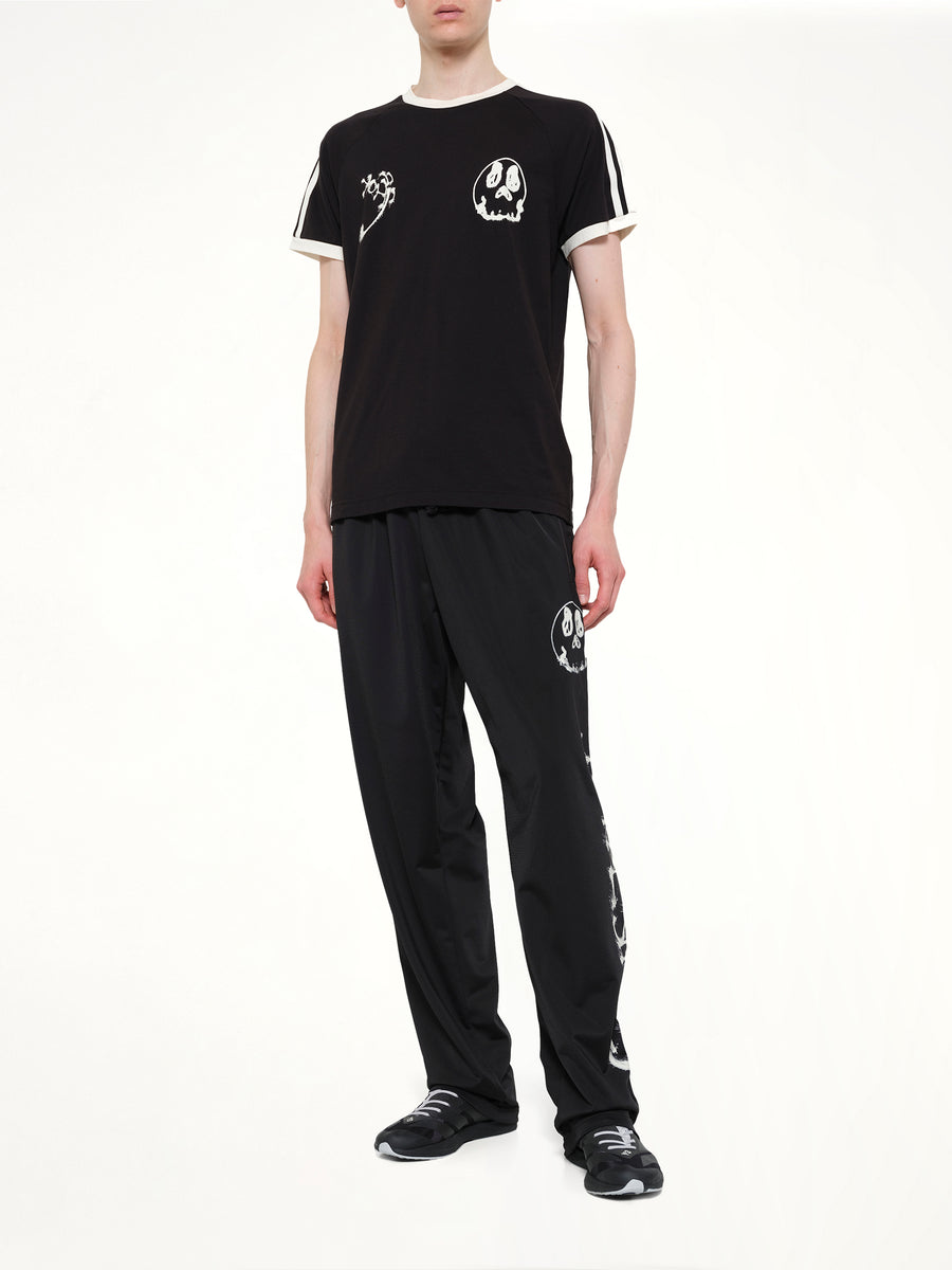 Skull Graphic 3 Stripe T-Shirt in Black