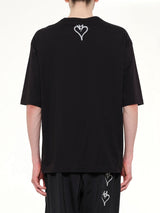 Skull Graphic T-Shirt in Black/Red