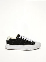 Jackson Canvas Low Top Sneakers in Black