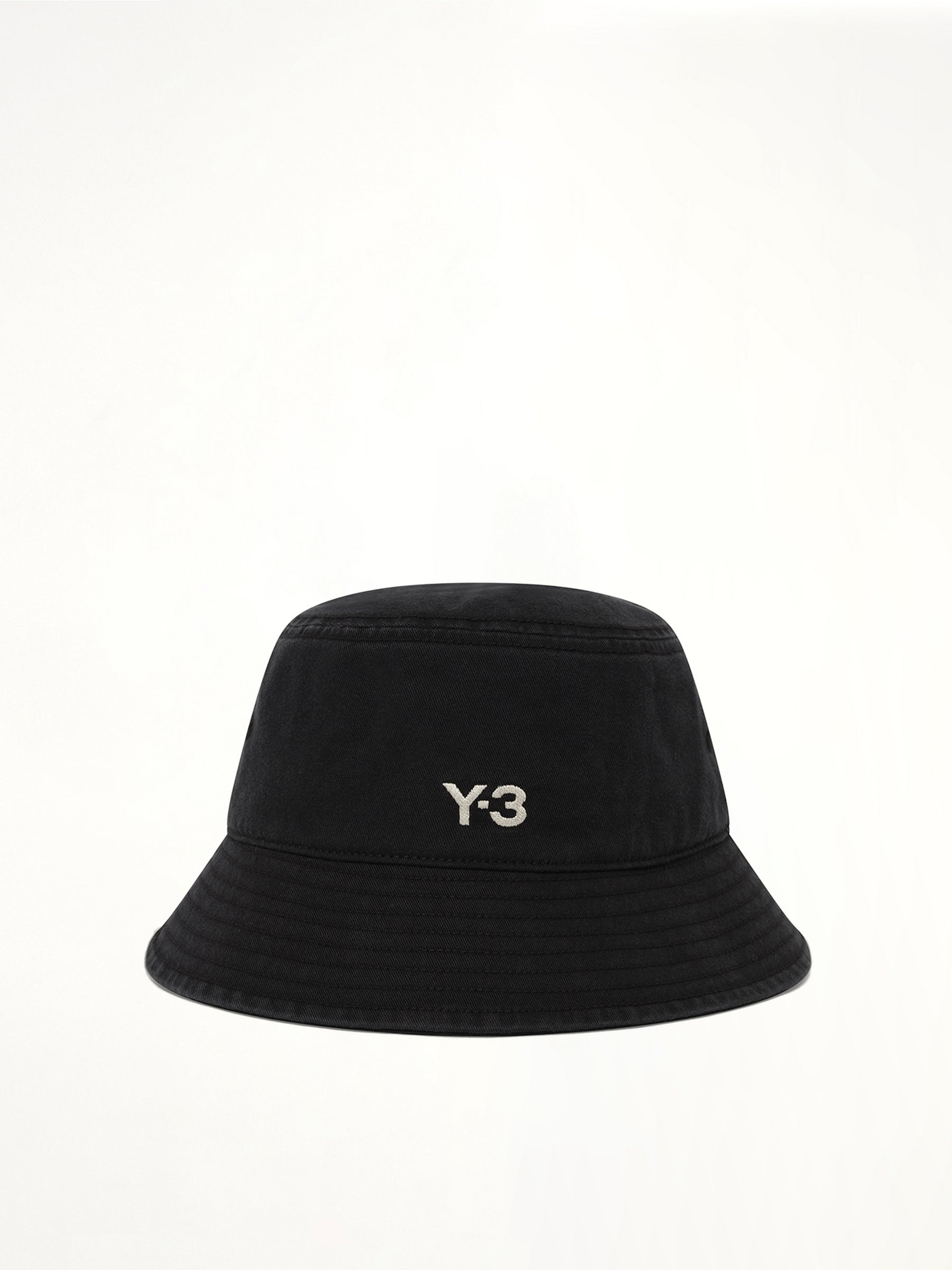 Y-3 버킷 햇 블랙 색상