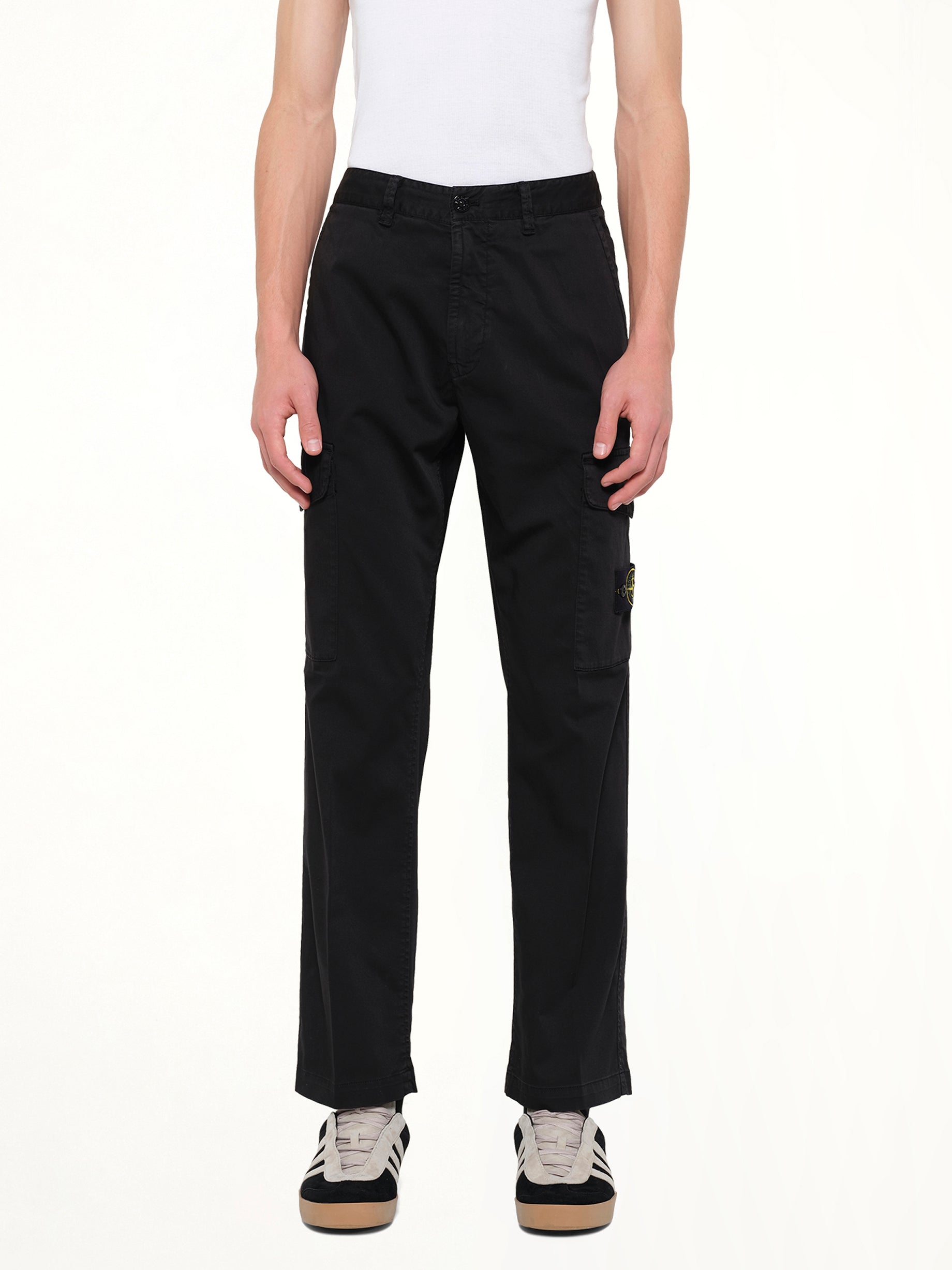 STONE ISLAND 3100023 Trousers in Black Front View from MARAIS