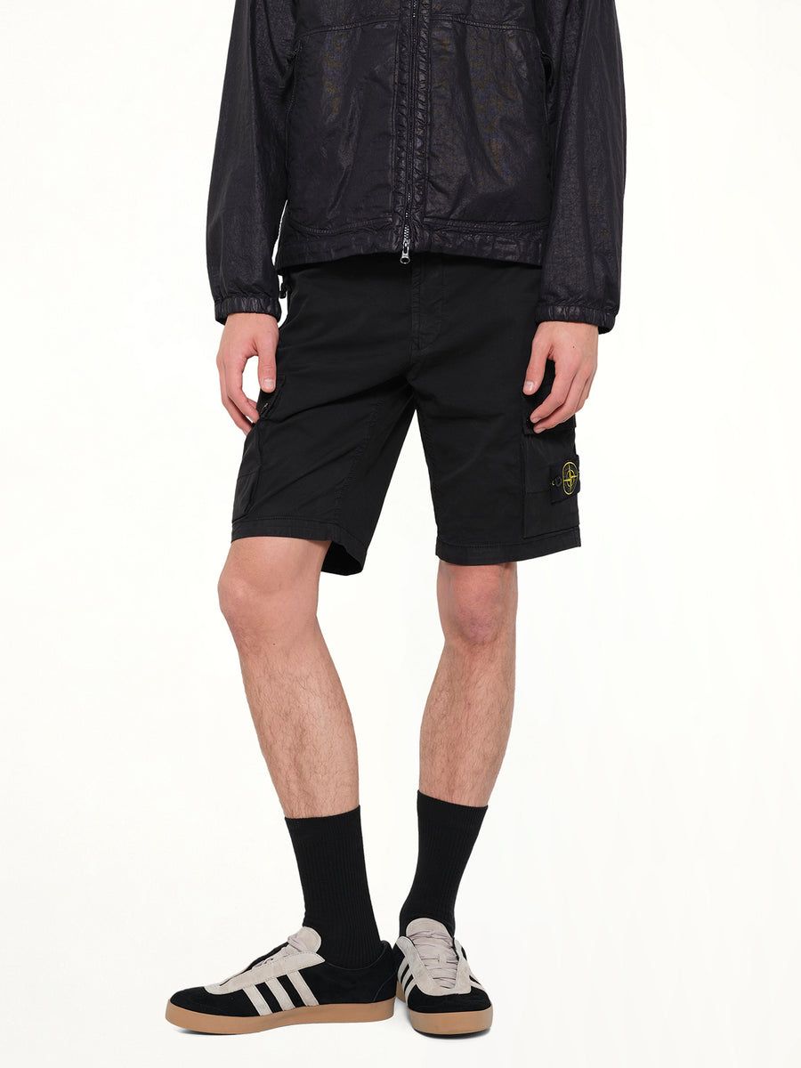 L100019 Shorts in Black