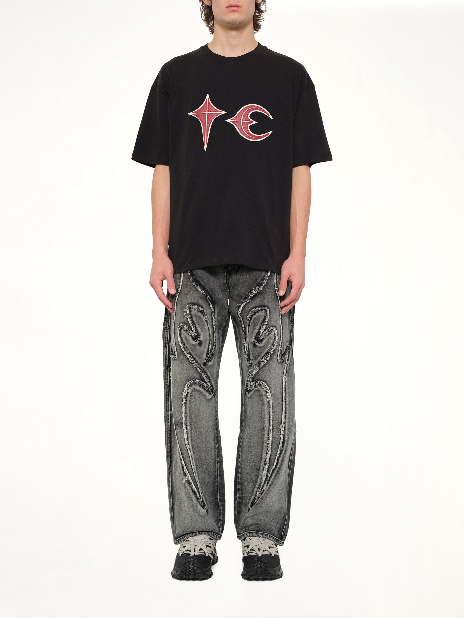 ブラックのロックTシャツ