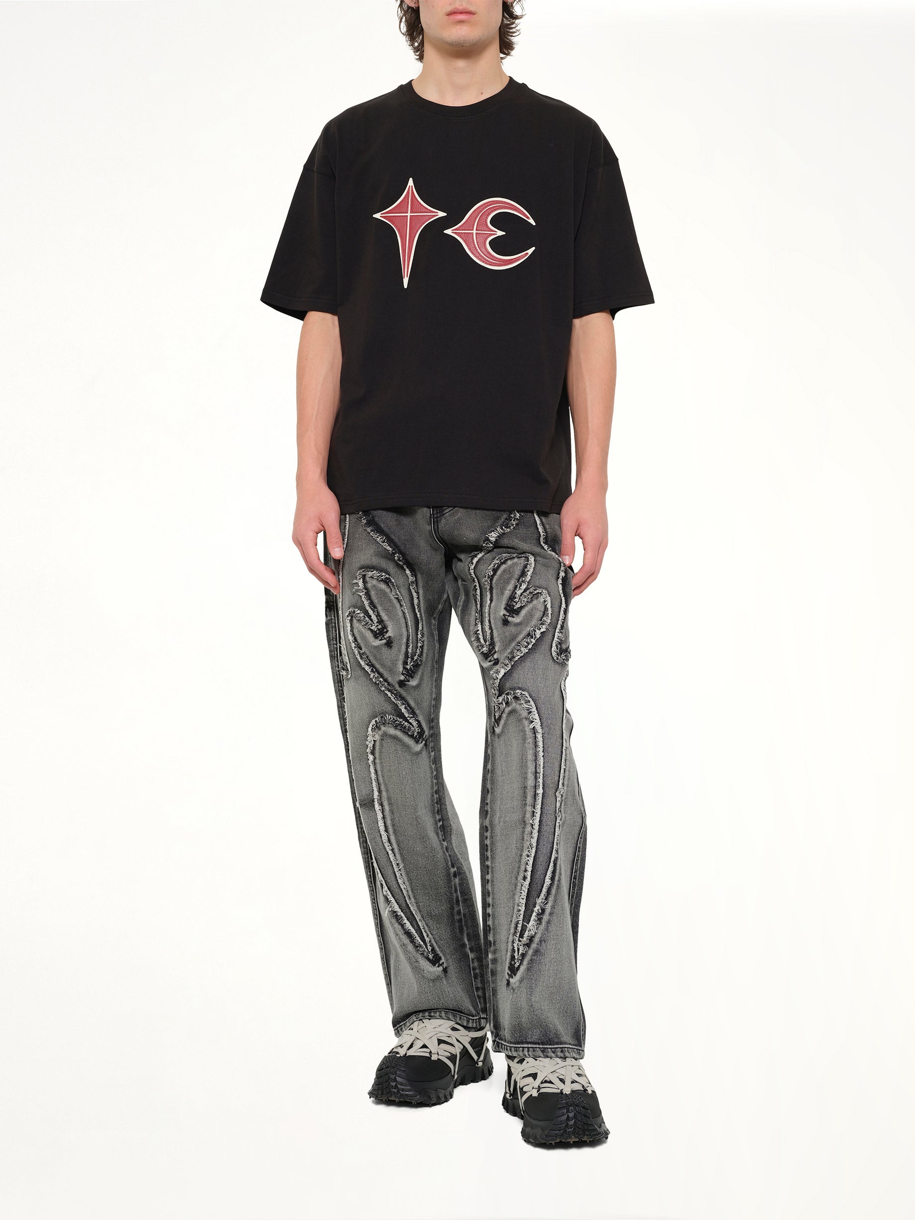 ブラックのロックTシャツ