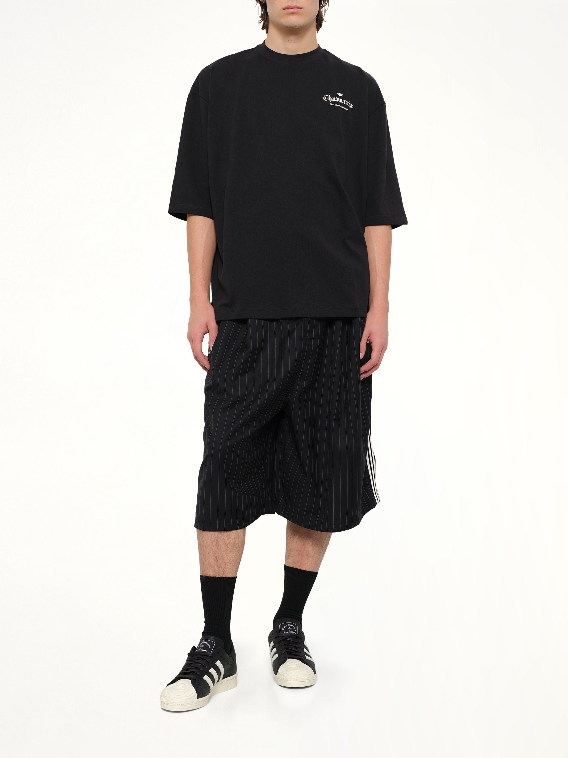 アディダス x WC ロゴ SS Tシャツ ブラック