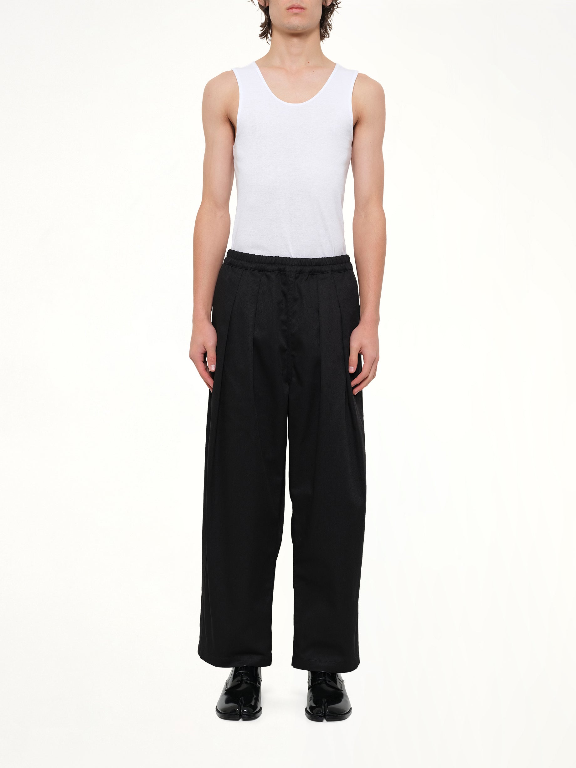 MAISON MARGIELA , Cropped Chino Pants in Black Model View from MARAIS
