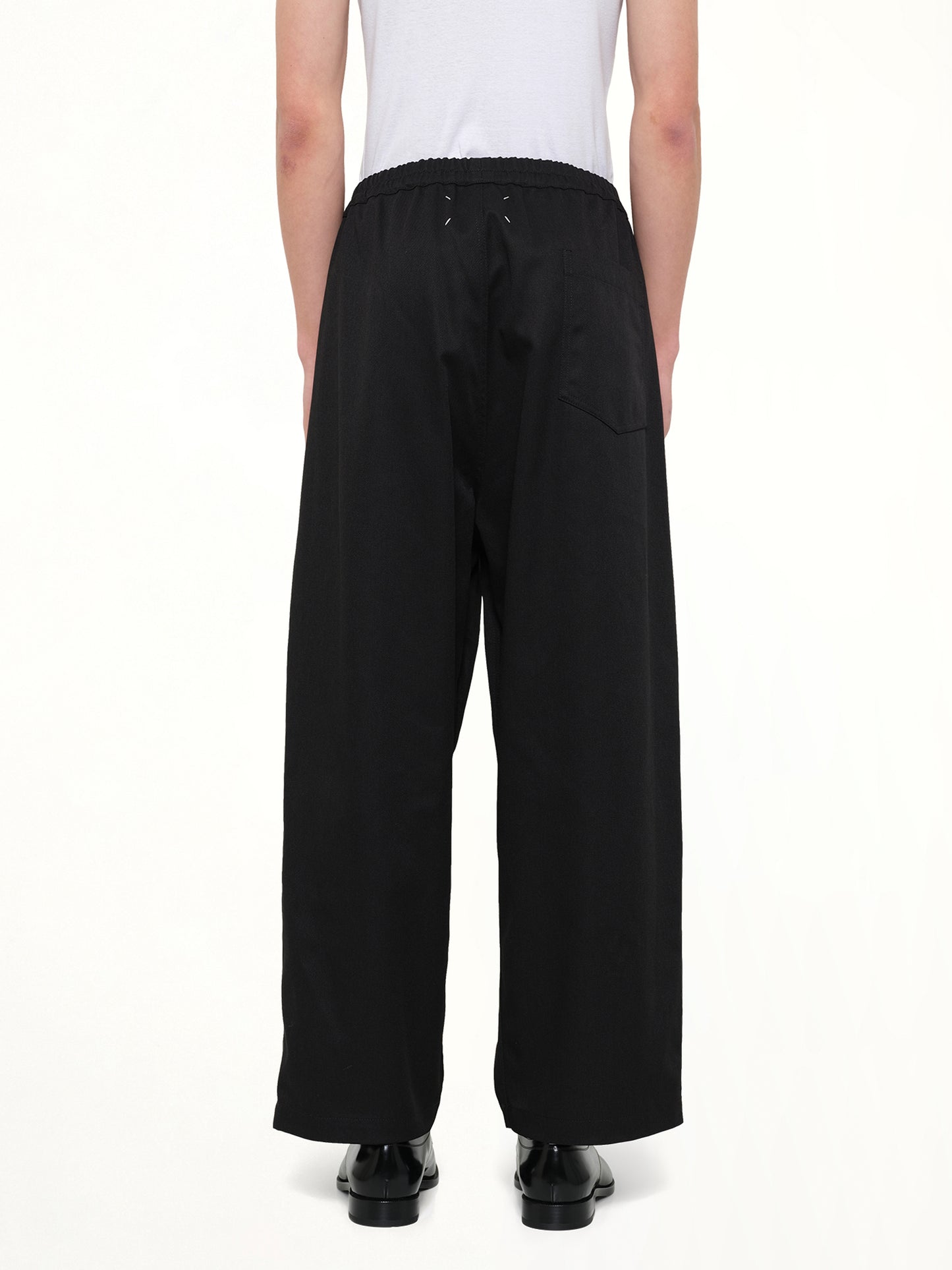 Cropped Chino Pants in Black