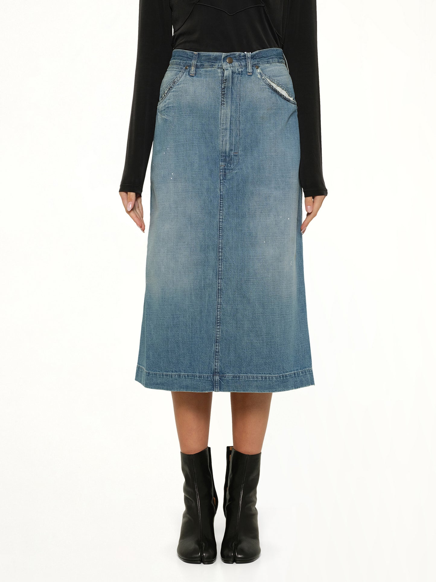 Denim Skirt in Medium Blue Vintage