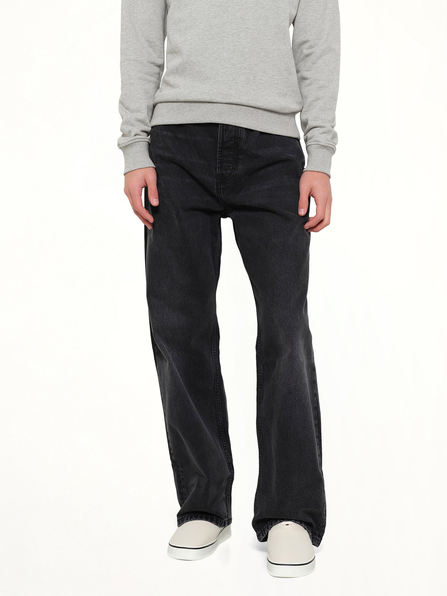 Large Fit Jeans in Black
