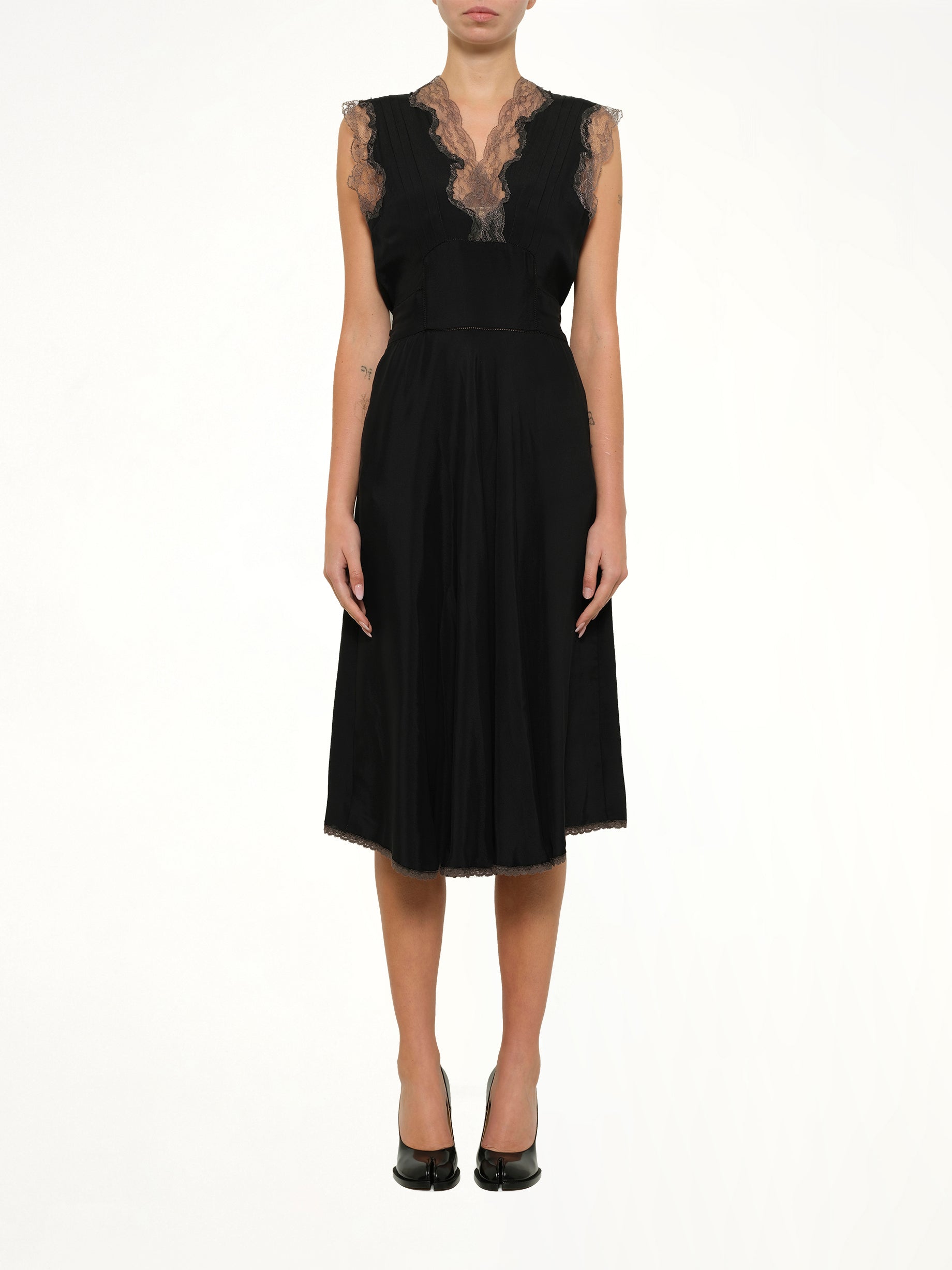 Midi Dress in Black