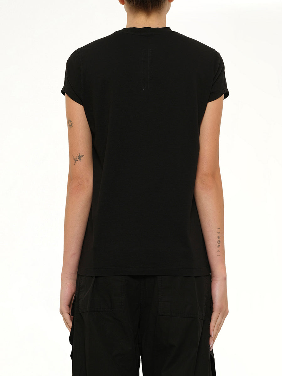 Small Level T in Black