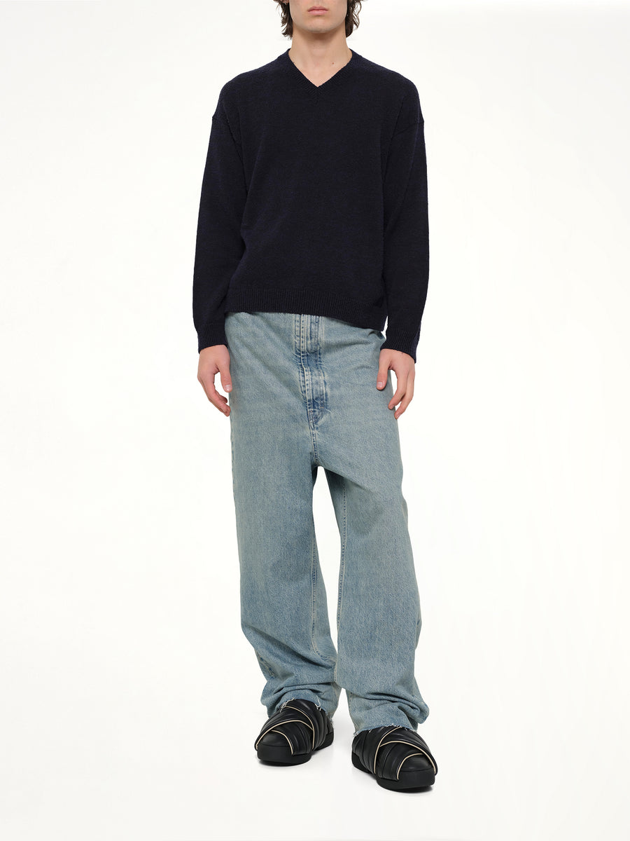 V Neck Sweater in Blu/Black