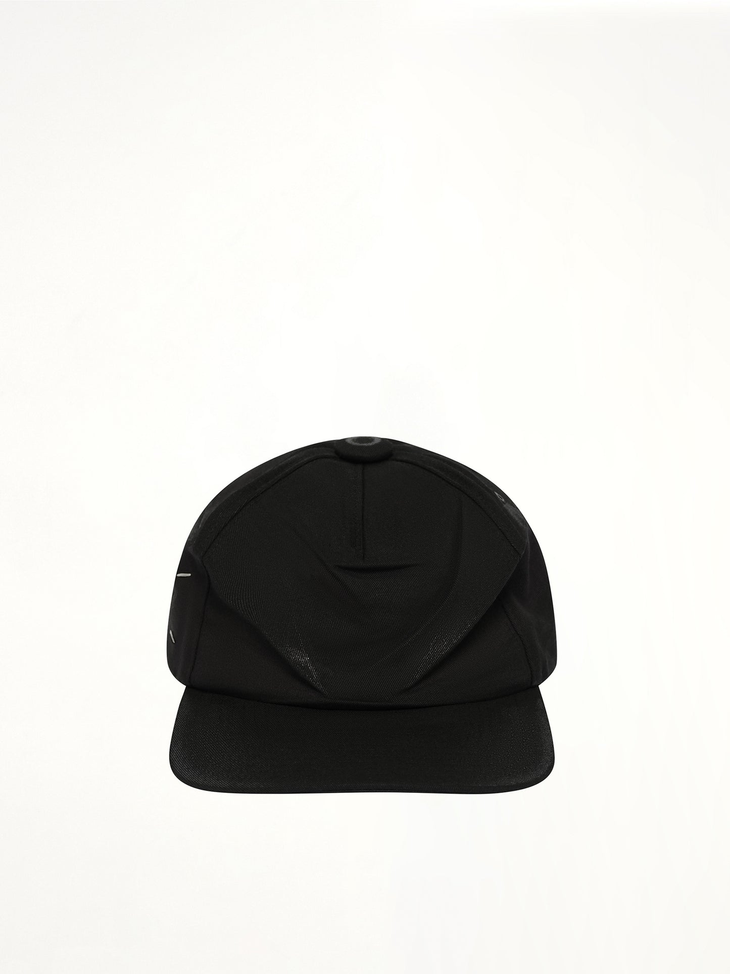 4 Stitches Hat in Black