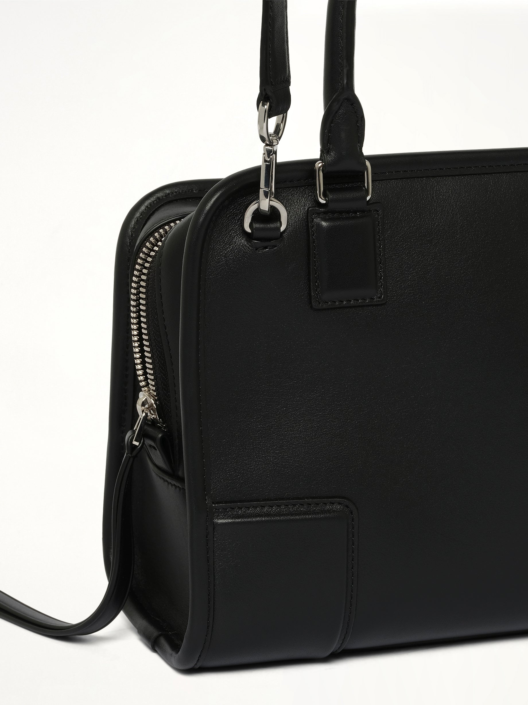 Amazona 180 Small Bag in Black