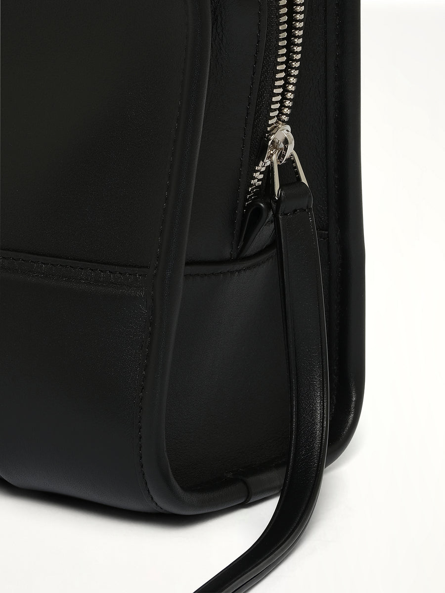 Amazona 180 Small Bag in Black