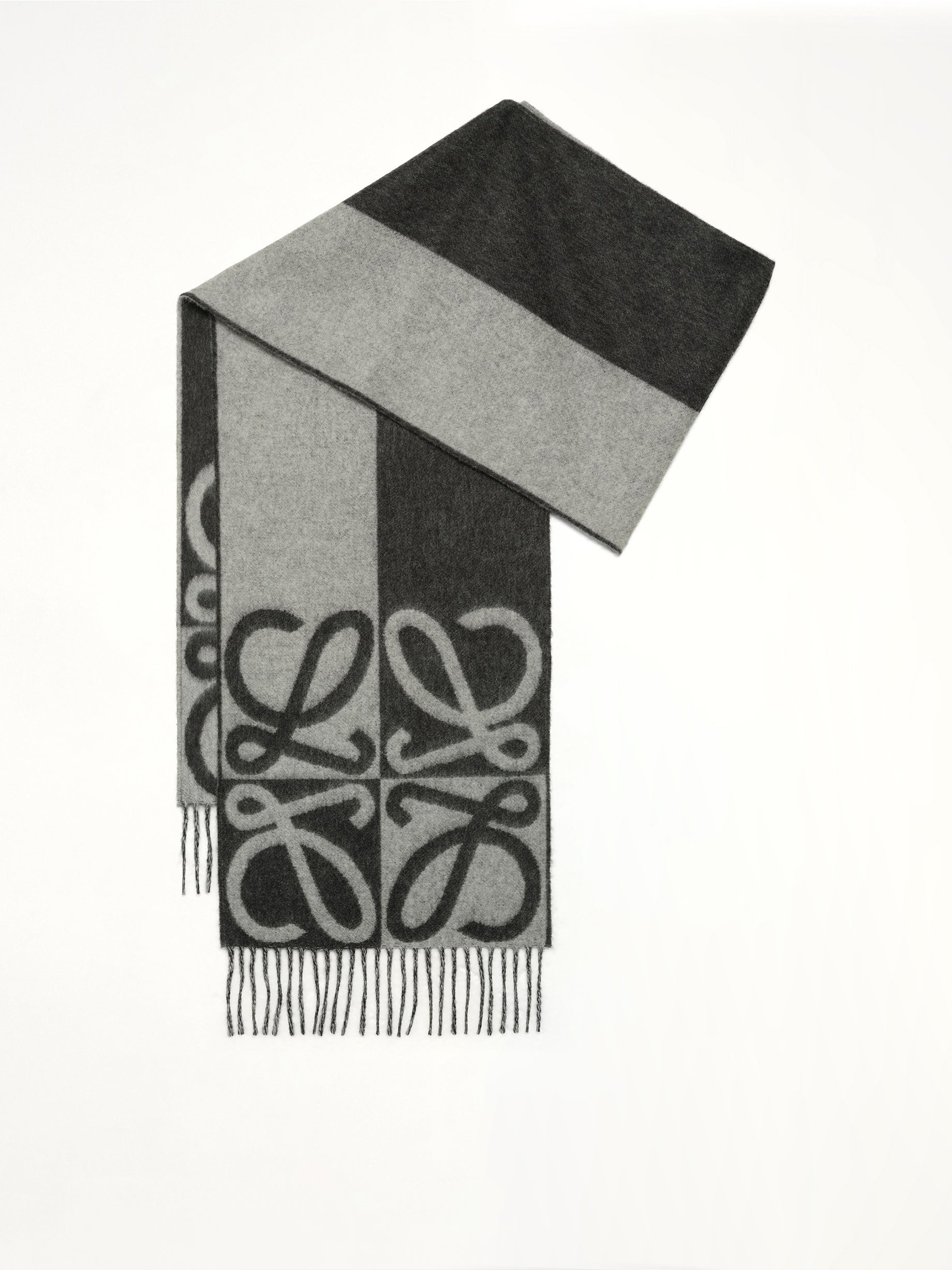 Big Anagram Scarf in Dark Grey