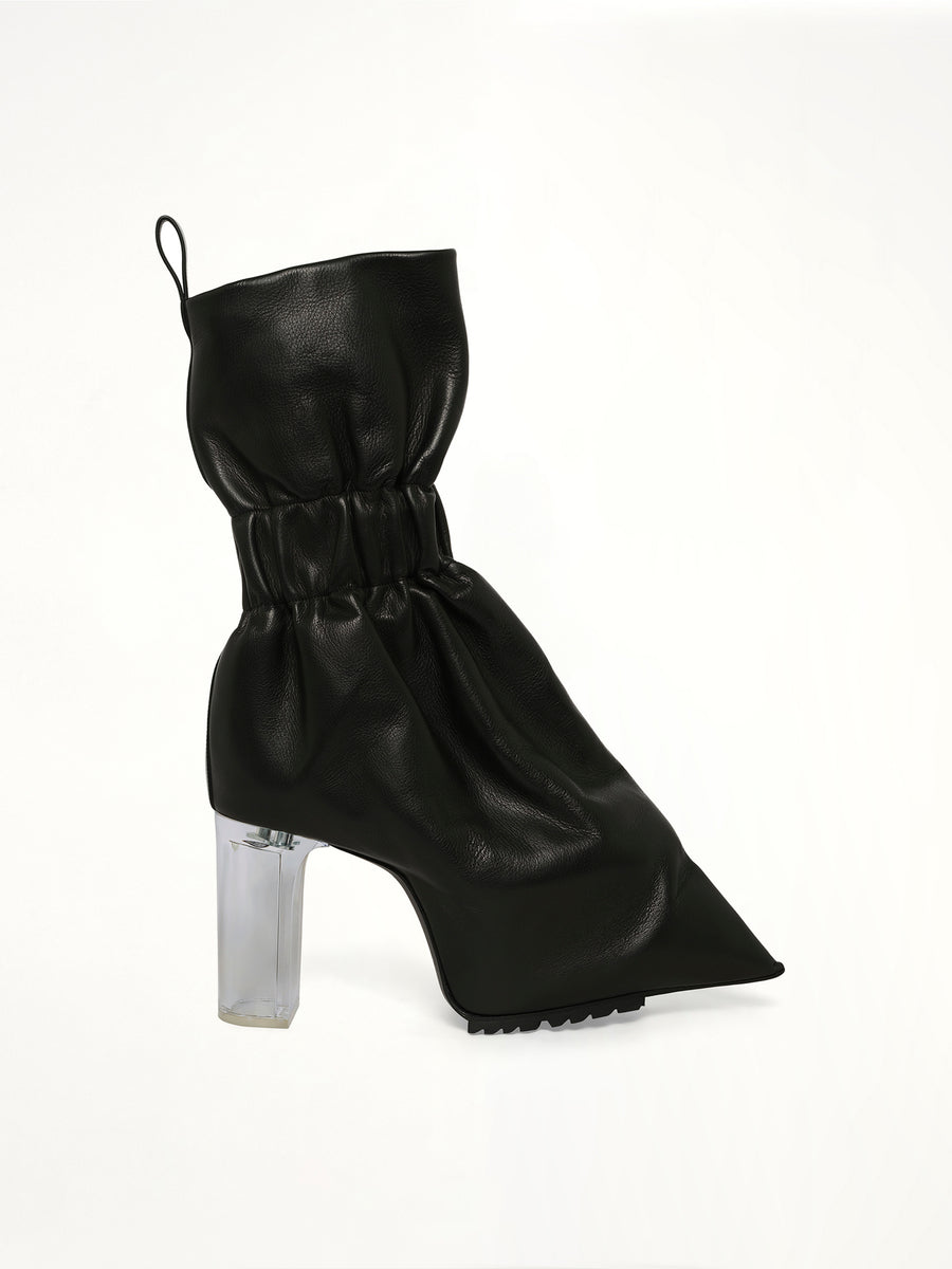 Cuffed Taquito Pull On in Black