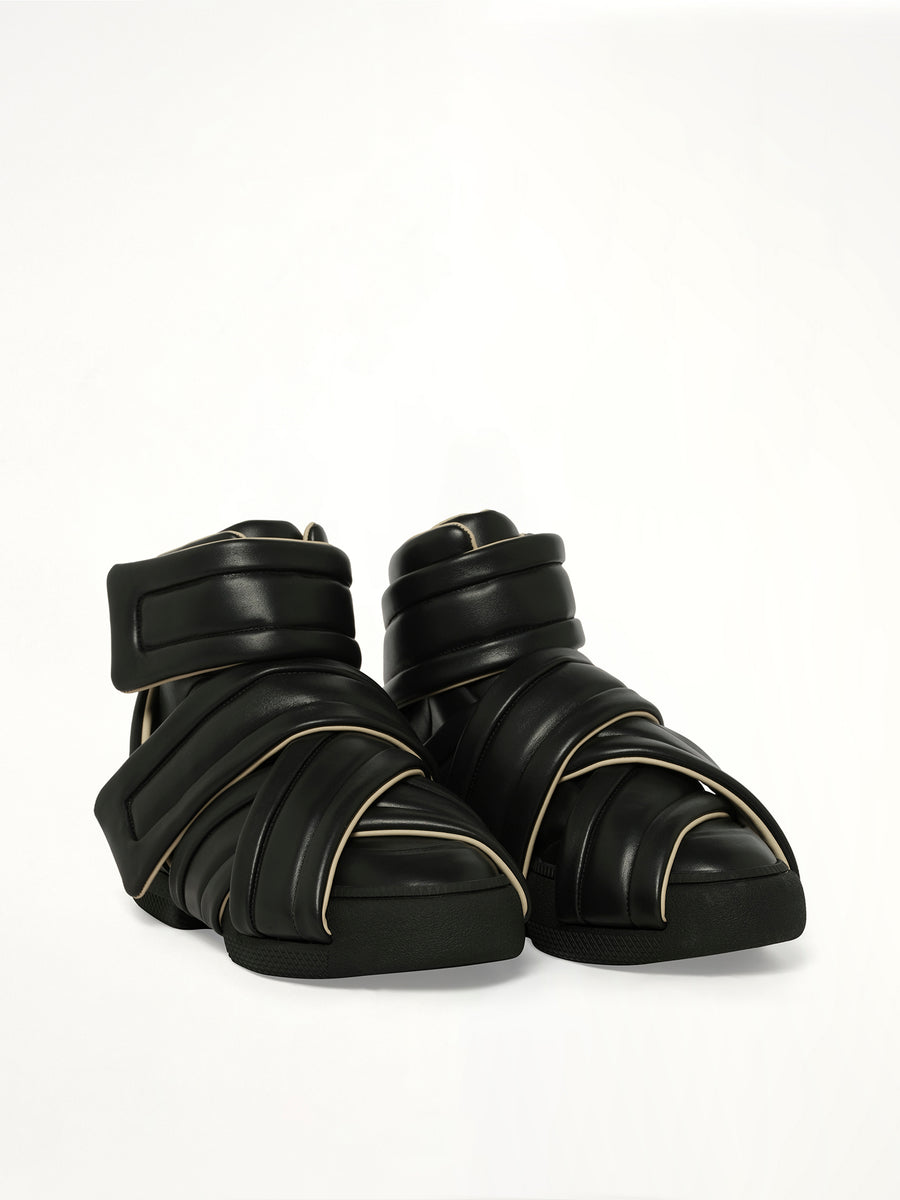 Future Show Sneaker in Black
