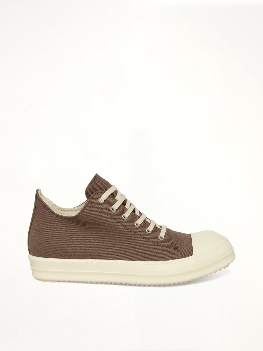 Low Sneaks in Dust/Milk