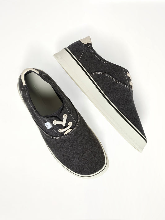 Tennis Sneakers in Navy