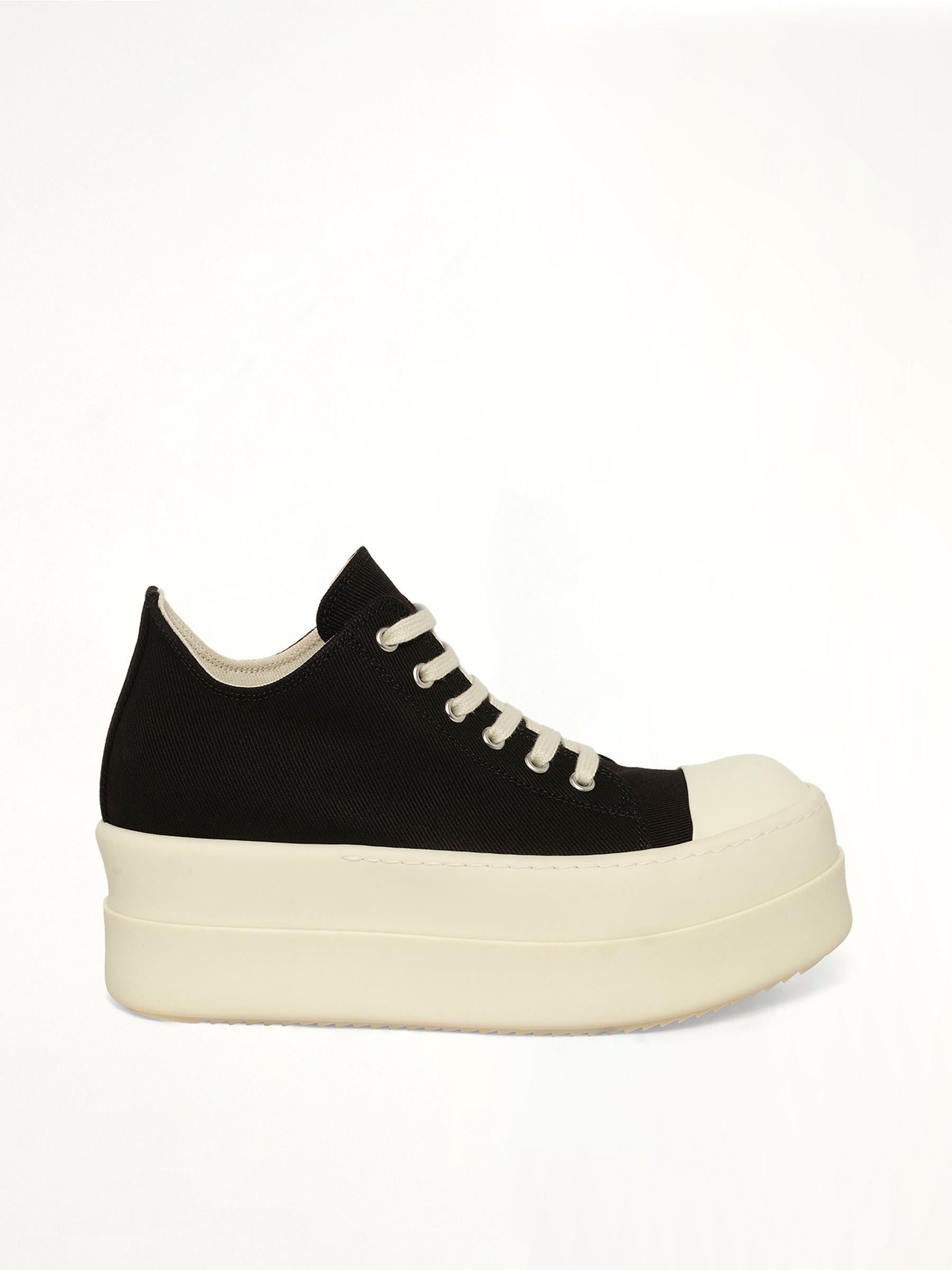 Mega Bumper Low Sneaks in Black/Milk
