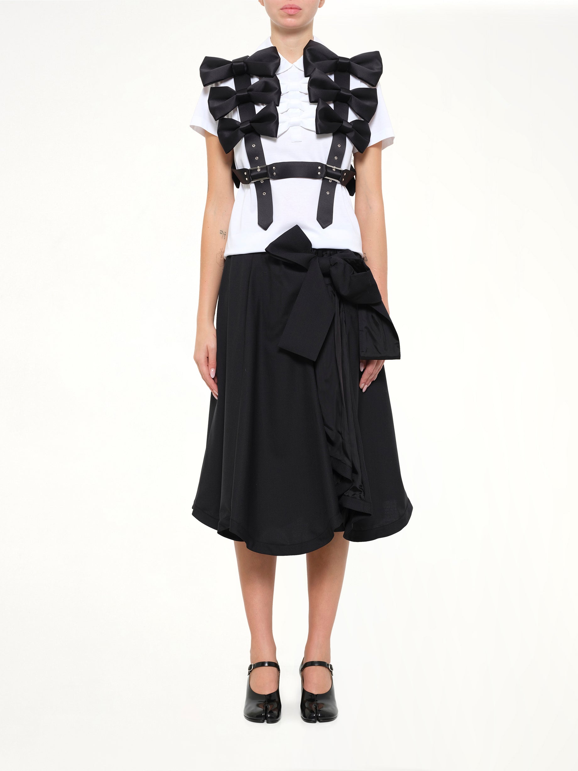 NOIR KEI NINOMIYA Bowtie Vest in Black Model View from MARAIS