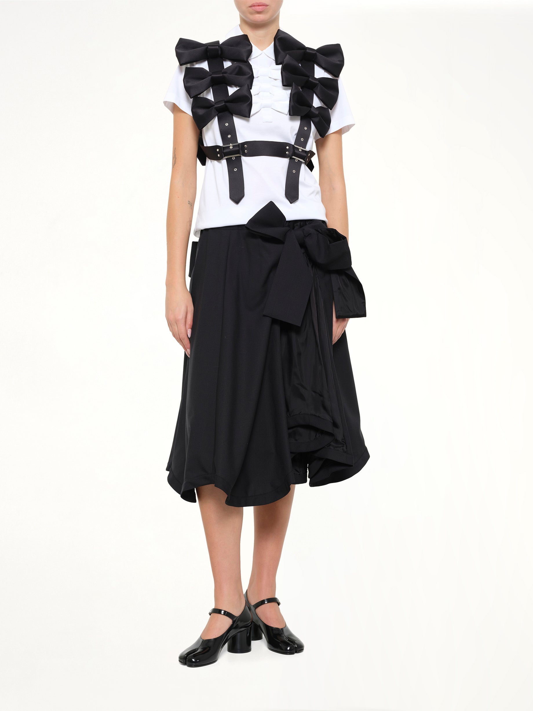 NOIR KEI NINOMIYA Bowtie Vest in Black Full Reference from MARAIS