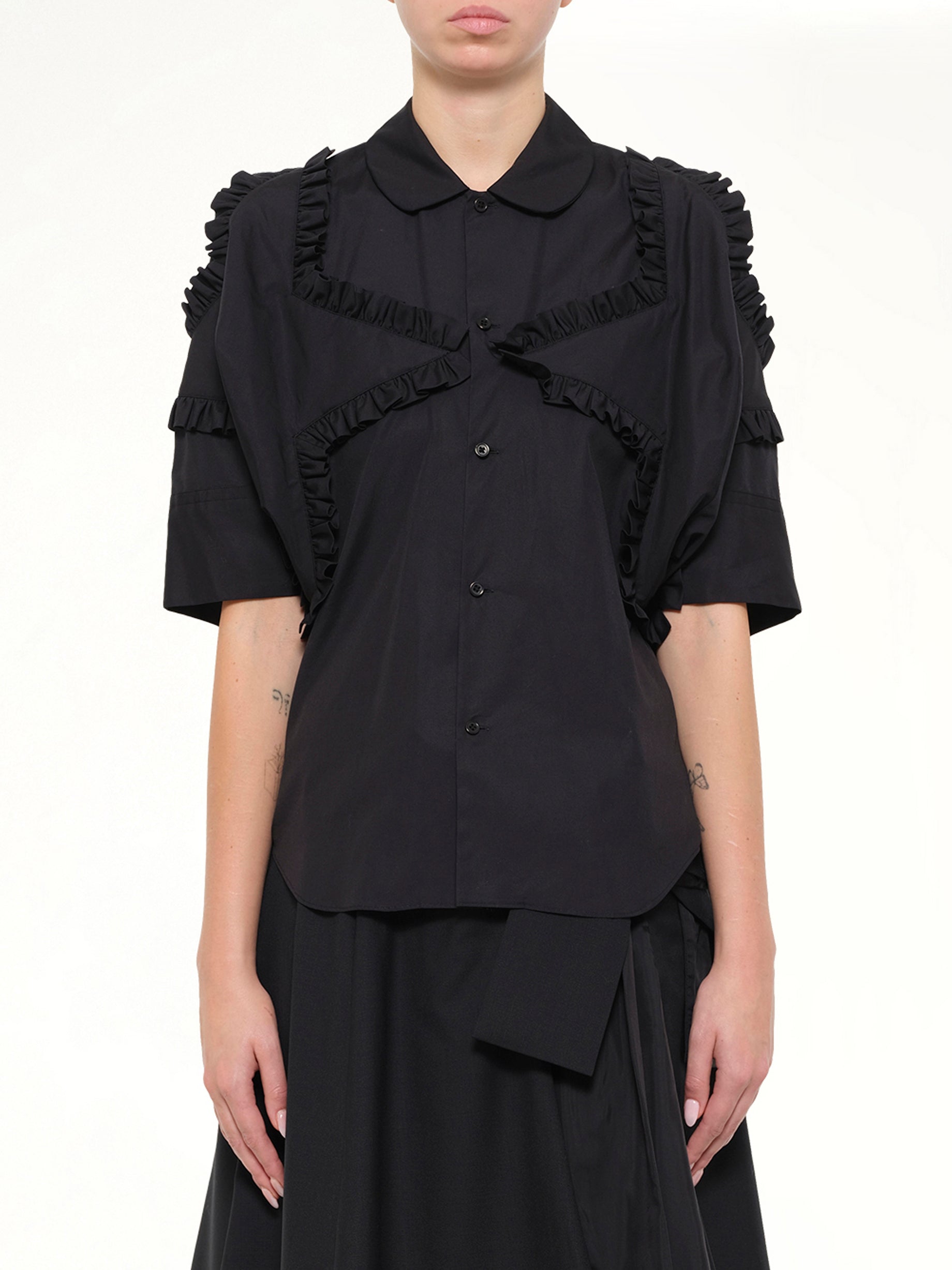 Star Embroidery Shirt in Black