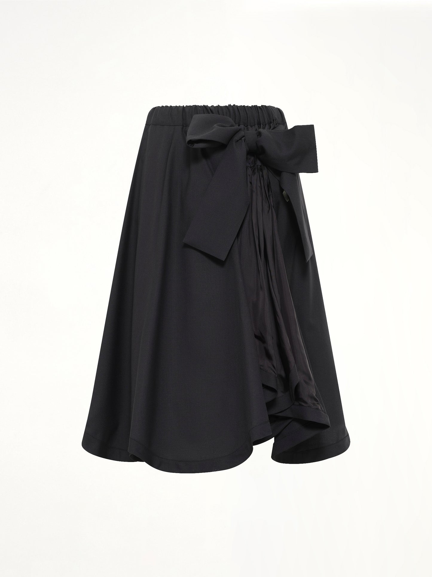Bowtie Skirt in Black