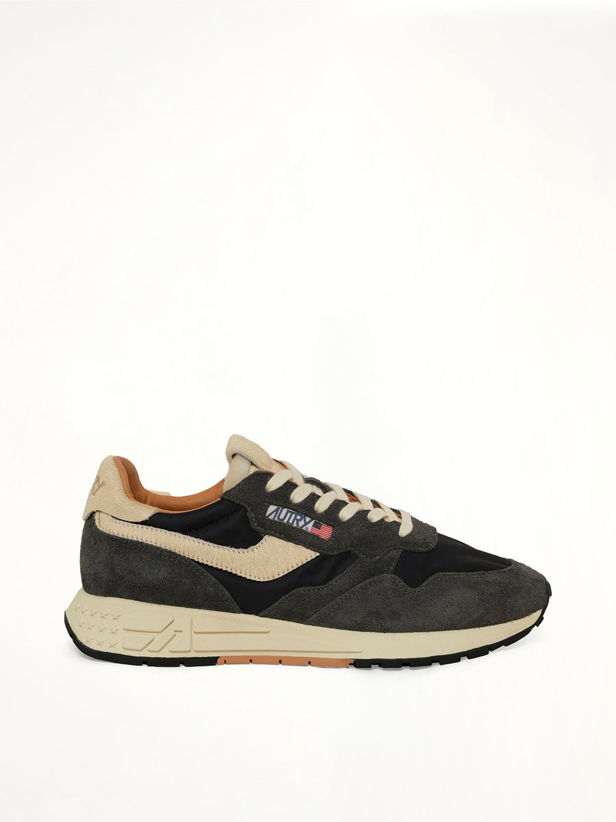 Reelwind Low Top Sneaker in Black