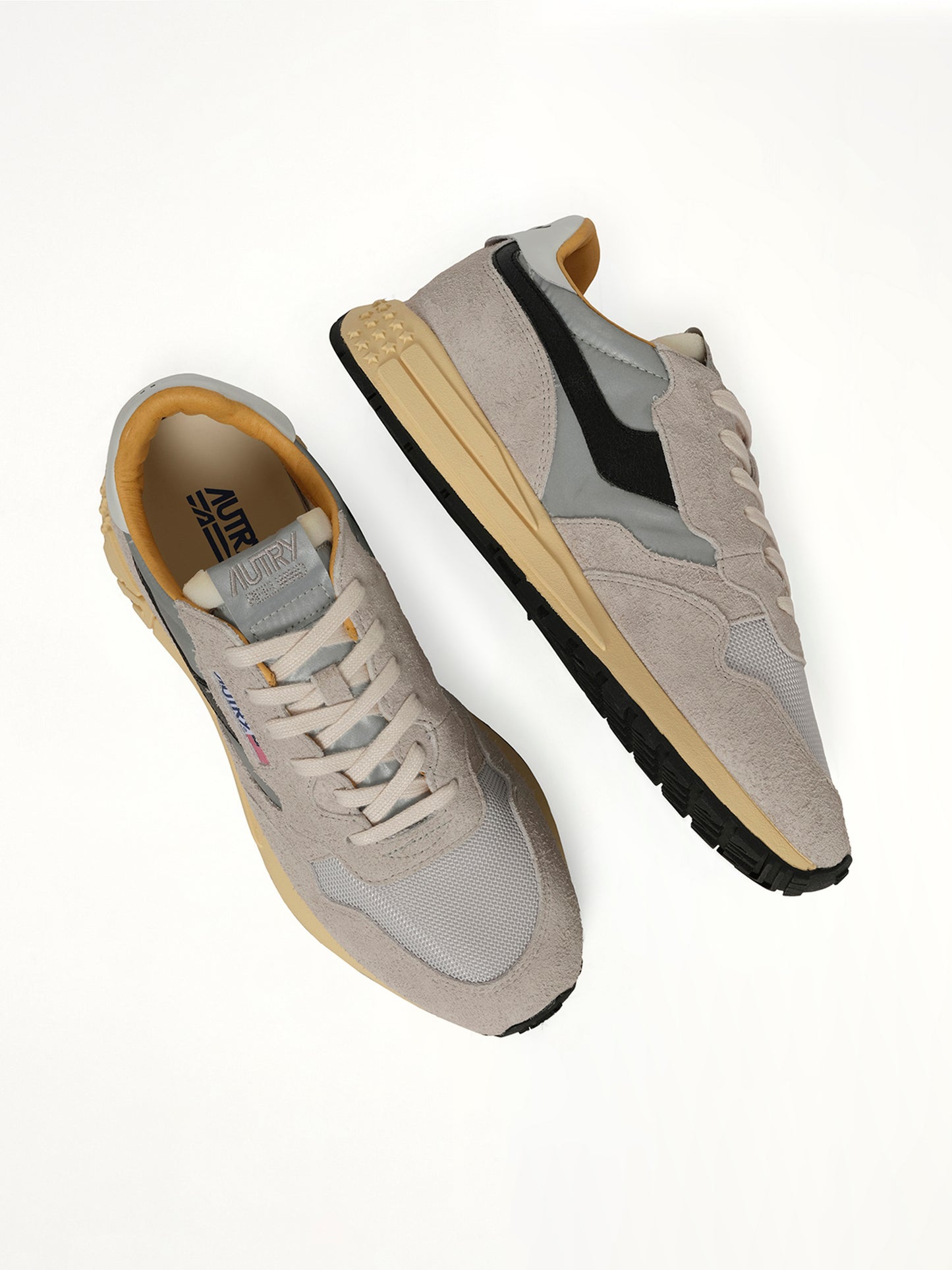 Reelwind Low Top Sneaker in Grey/Silver