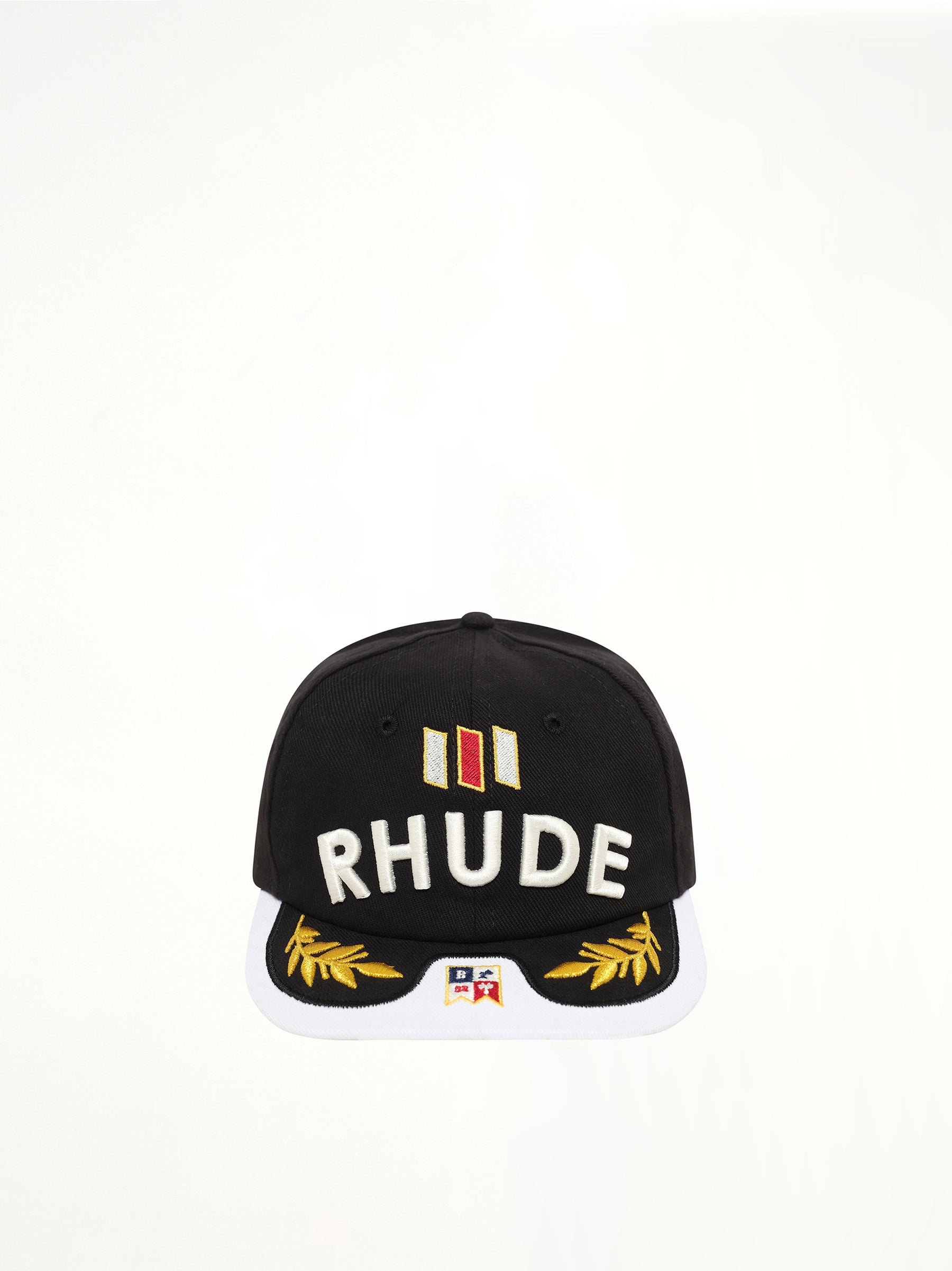 Souvenir Logo Hat in Black/White