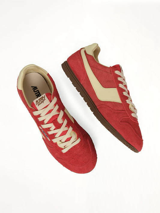 Womens Windspin Low Sneaker in Red/Rutabaga