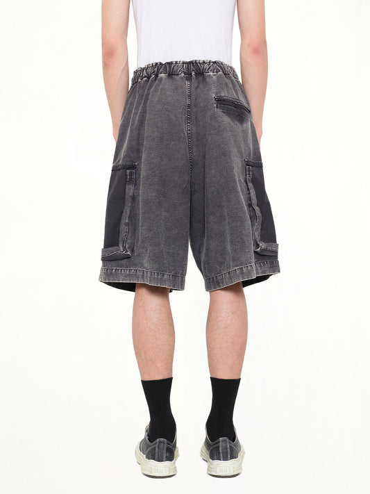 Damaged Cargo Short Pants in Black