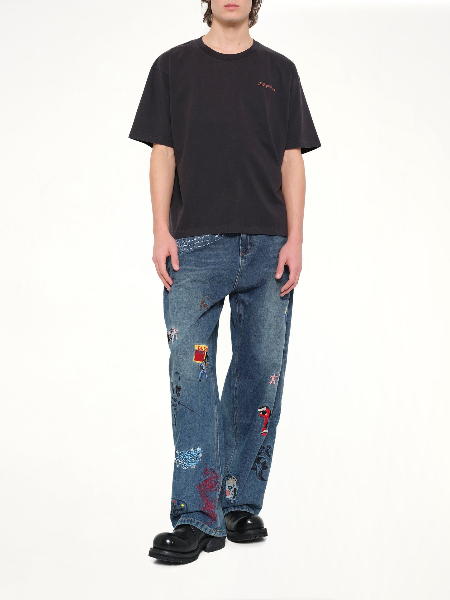 Dove Pattern T-Shirt in Washed Black