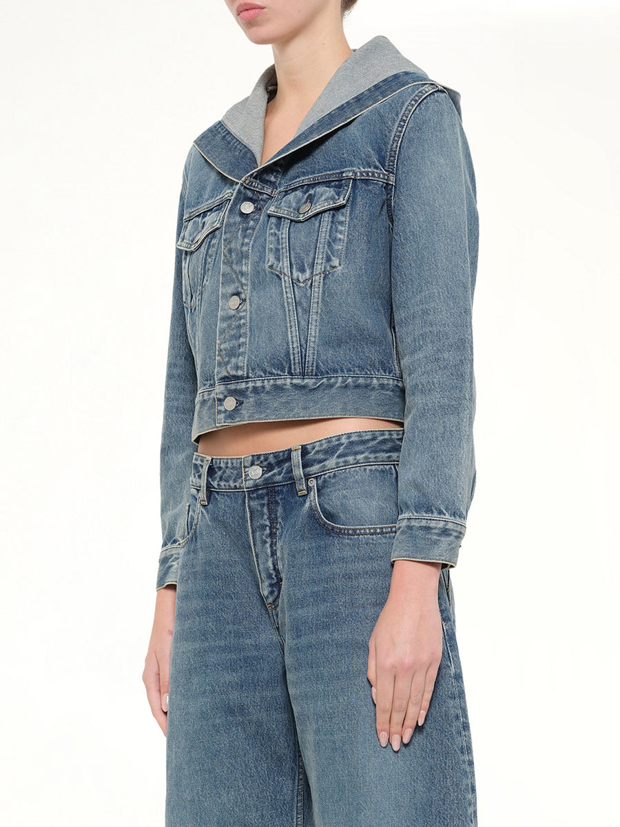 Trucker Denim Jacket in Handsand Wash