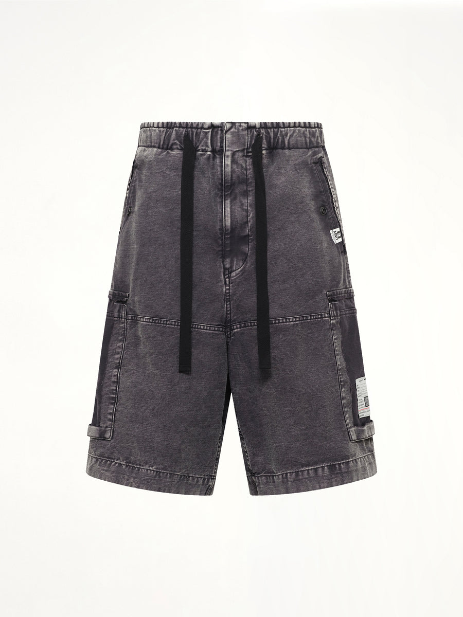Damaged Cargo Short Pants in Black