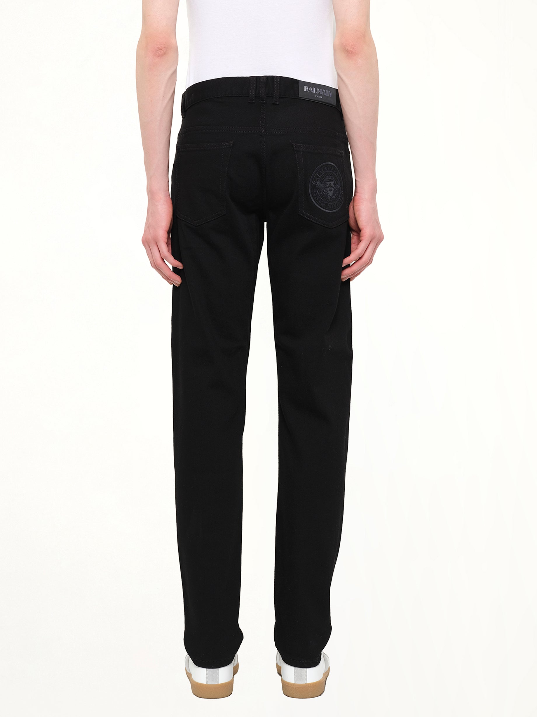 Crest Logo Straight Jeans in Black