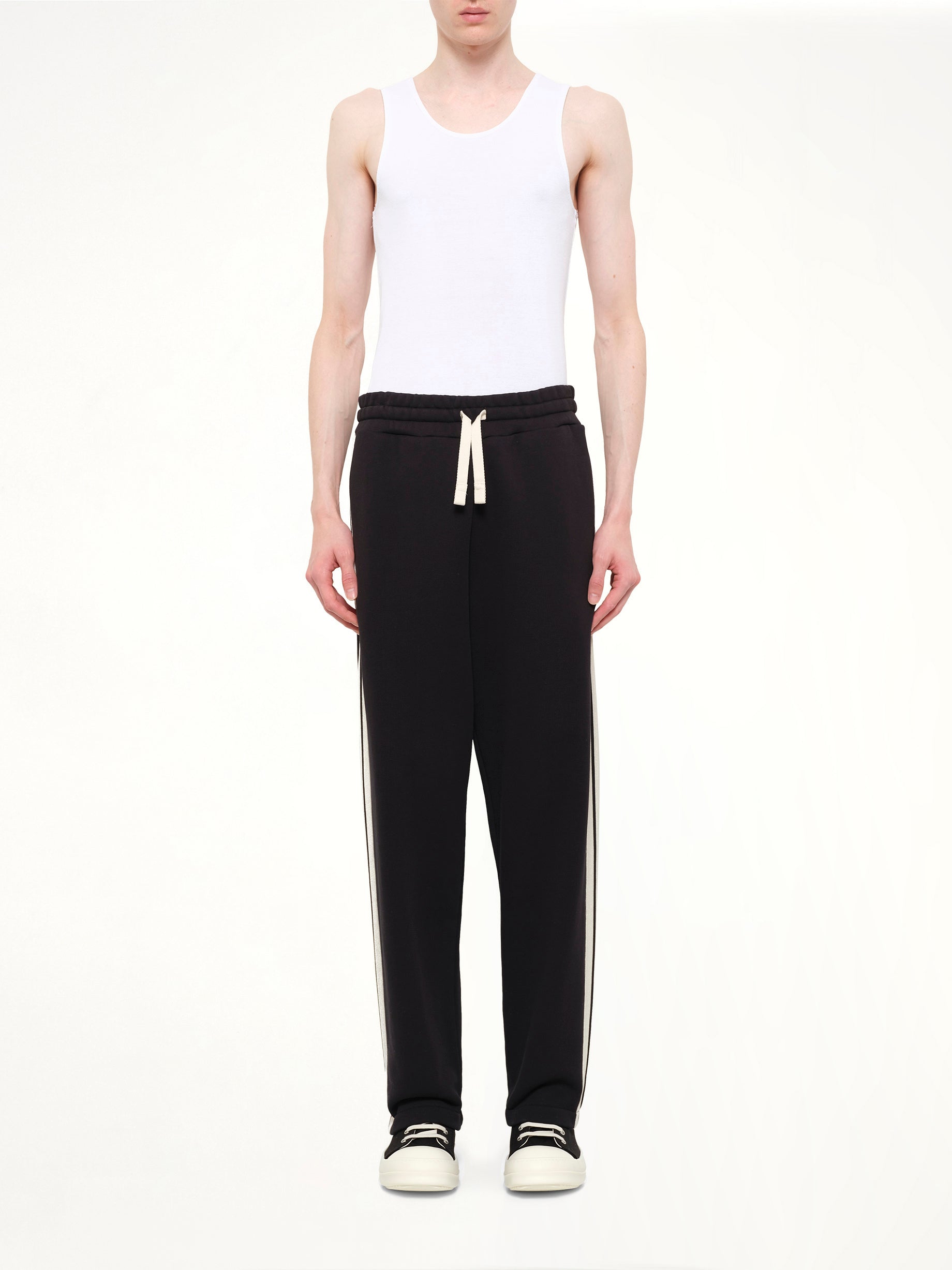 Back Curved Logo Sweatpants in Black/Off White