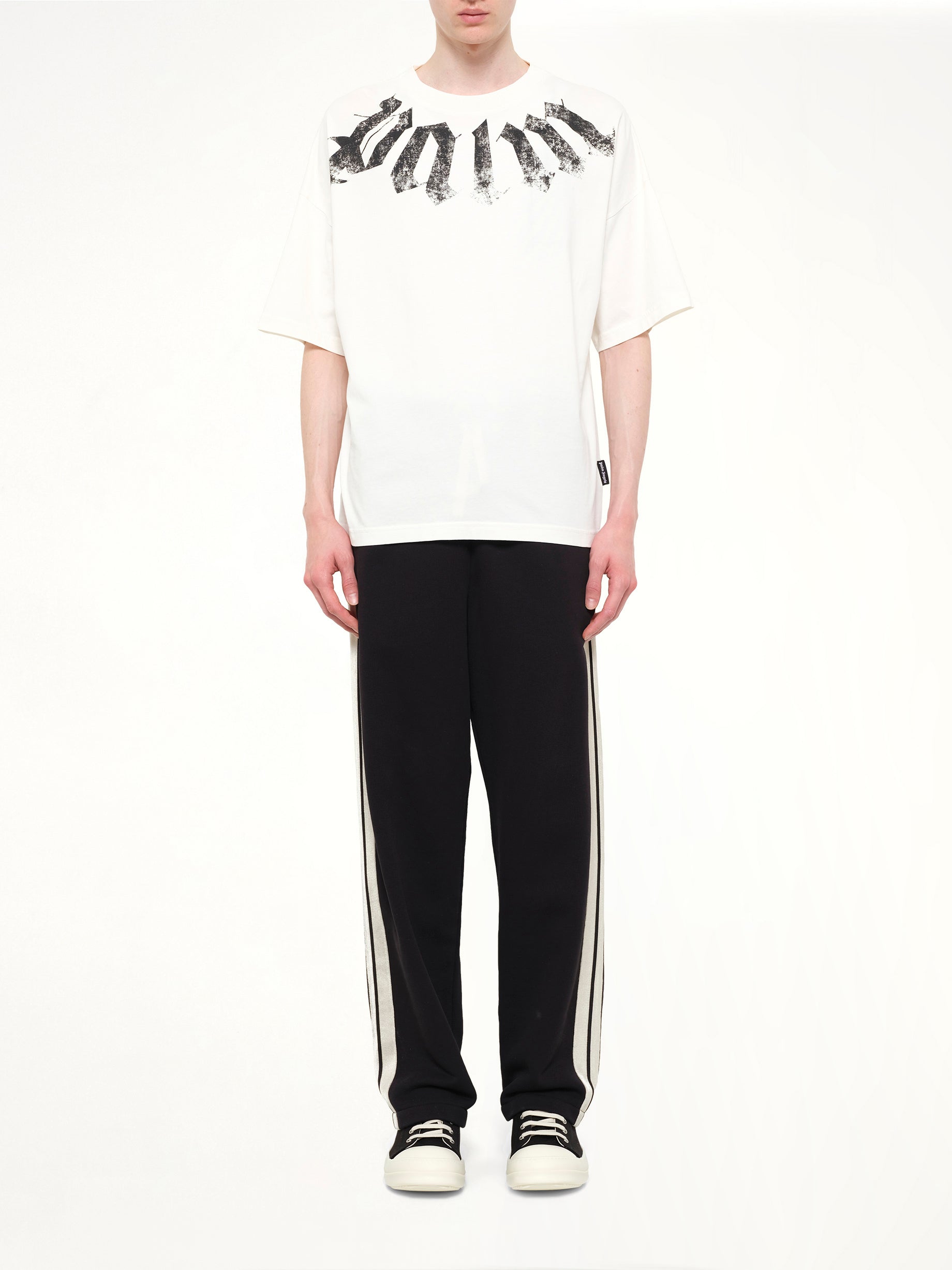 Big Neck Logo Loose T-Shirt in Off White/Black